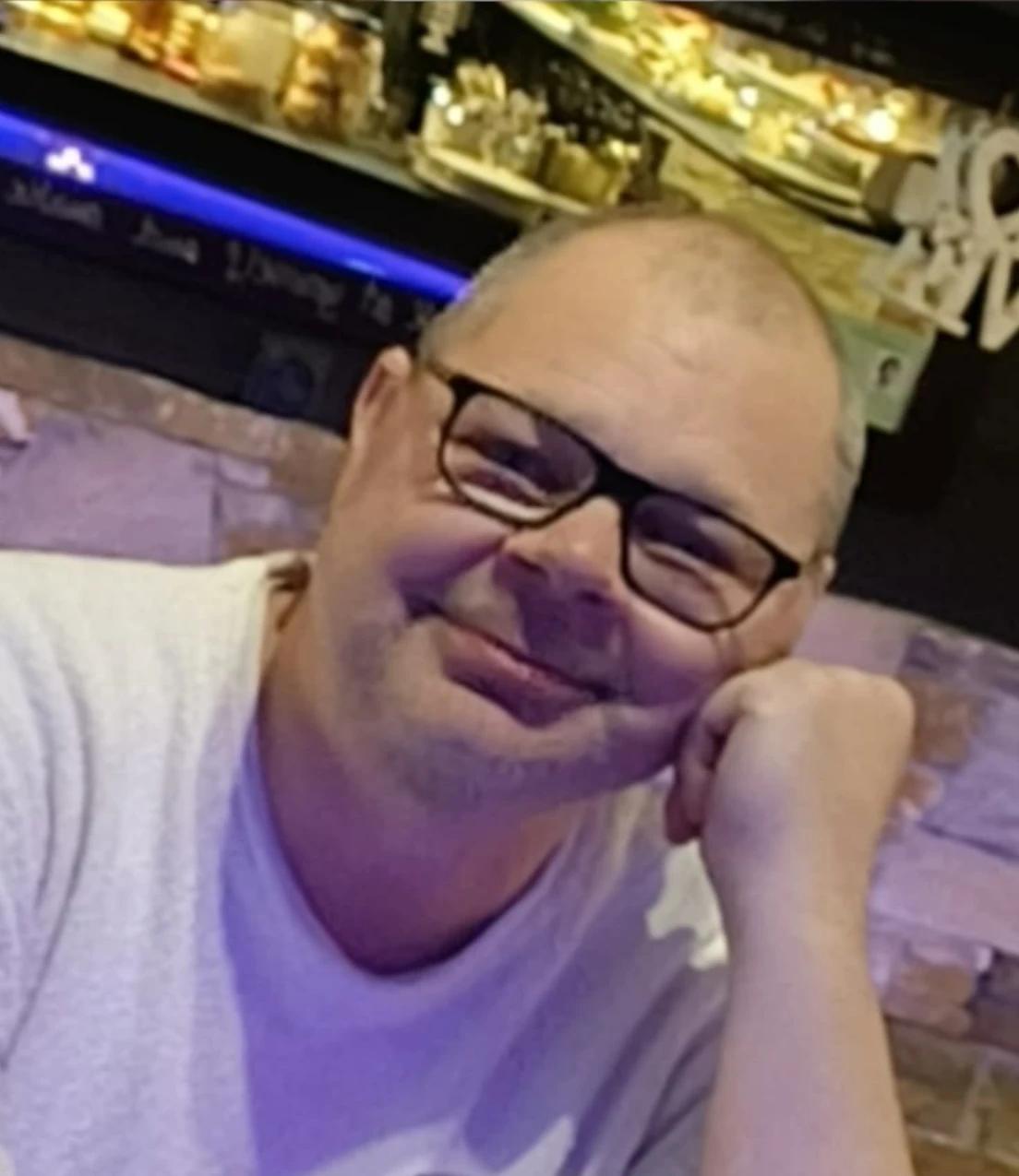 Peter på Dennis Kött och Chark AB